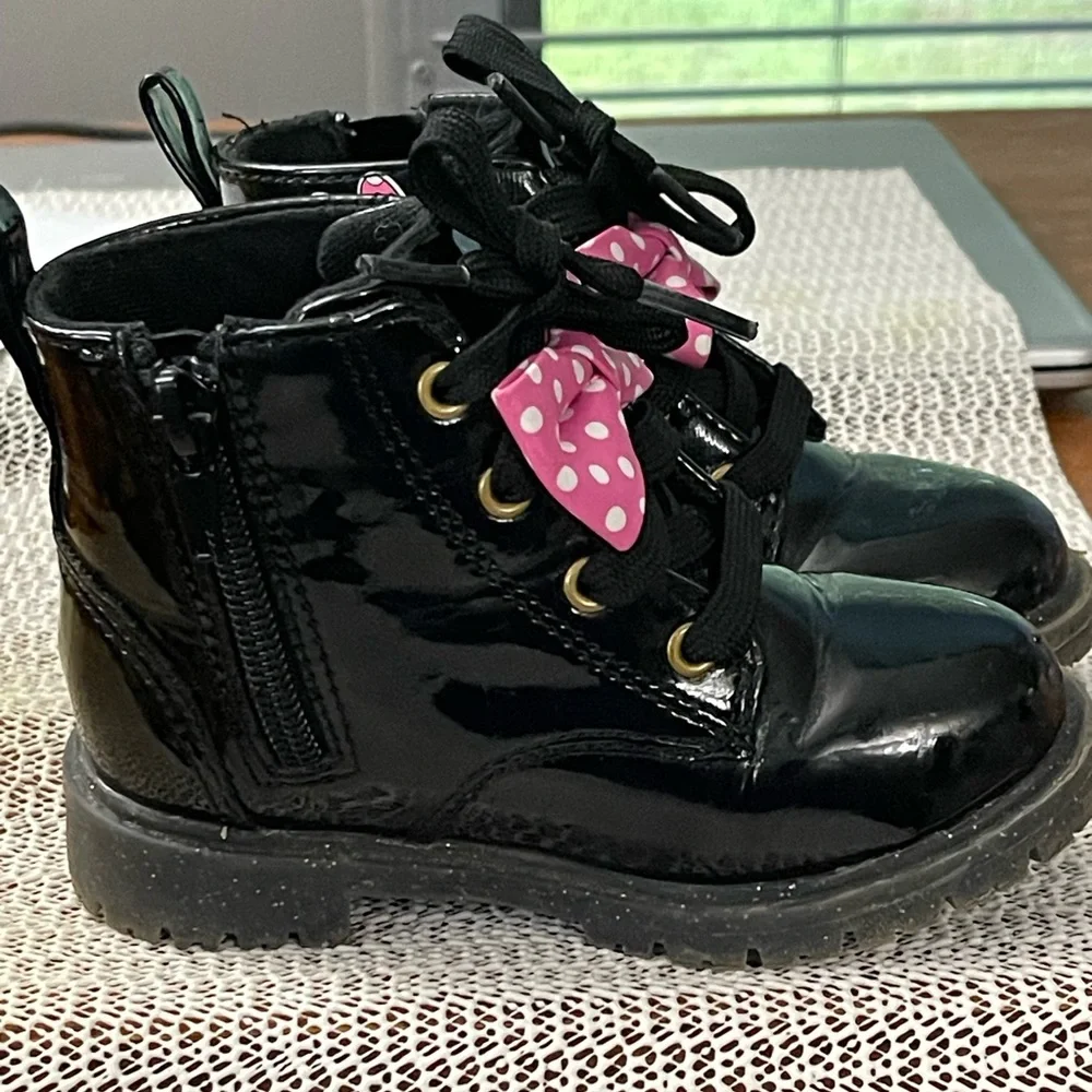 Minnie girl toddler patent leather boots size 7, good condition, pre-owned - Picture 4 of 5